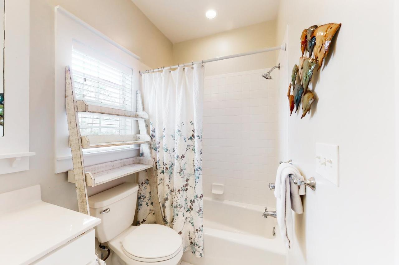 Barefoot Cottages #B8 Jasmine By The Bay Highland View Kültér fotó